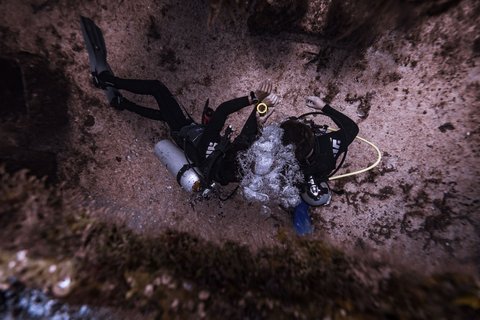 Sidemount Diver